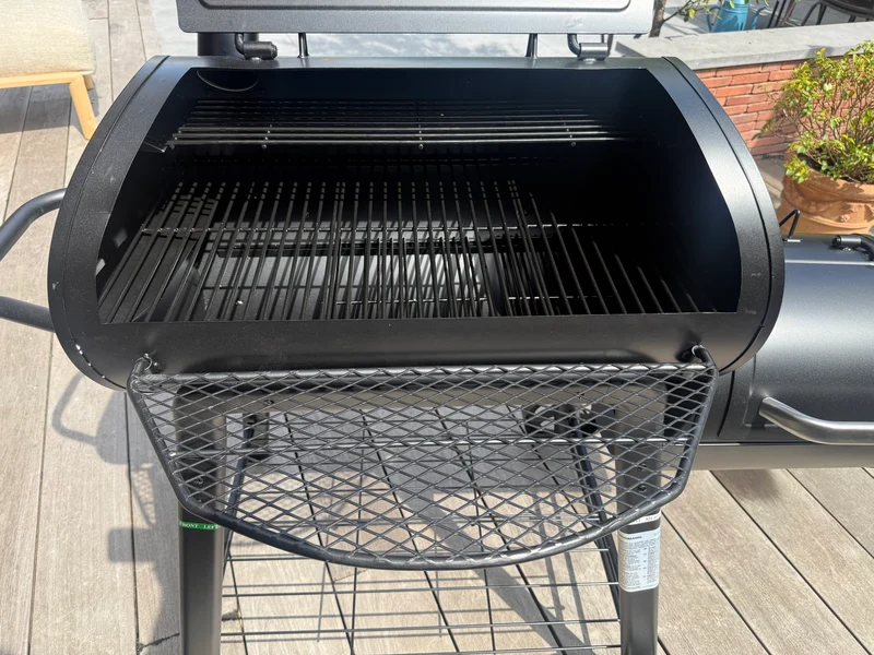 Landmann BBQ / Smoker Vinson 200 - Holzkohlegrill - Grillfläche 70,5 x 39,5 cm