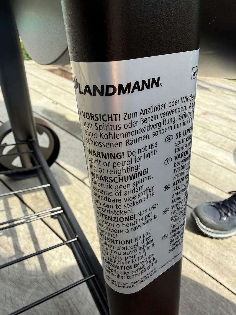 Landmann BBQ / Smoker Vinson 200 - Holzkohlegrill - Grillfläche 70,5 x 39,5 cm