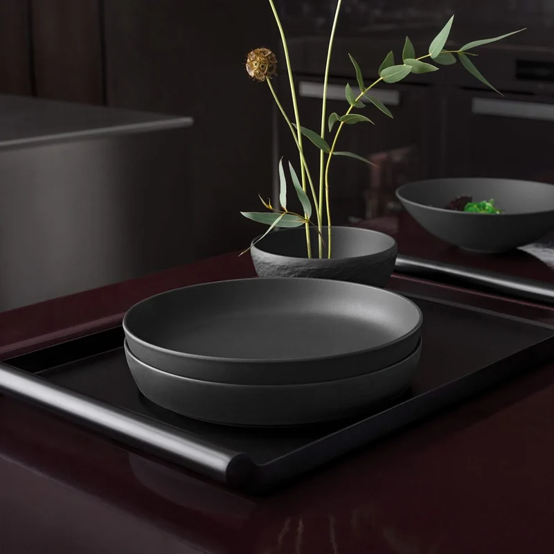 Villeroy & Boch Geschirrset La Boule Schwarz 7-teilig / 2 Personen - 2 Schalen, 2 Teller, 2 Universalplatten und 1 Servierschale