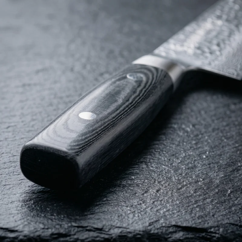 Yaxell Zen Kochmesser 20 cm – 37-lagiger Damaststahl – Griff aus Canvas-Micarta