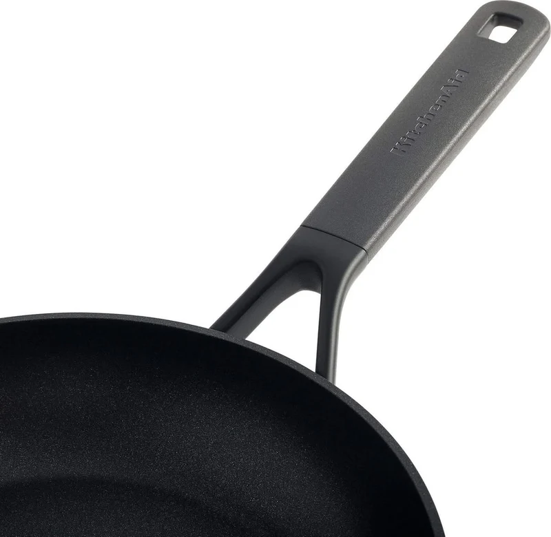 KitchenAid Topfset Multi-Ply Edelstahl 6-teilig - Kochtöpf ø 20, 24 cm, Stieltopf ø 16 cm, Bratpfanne ø 28 cm + Bratpfanne Classic Forged ø 24 & 28 cm