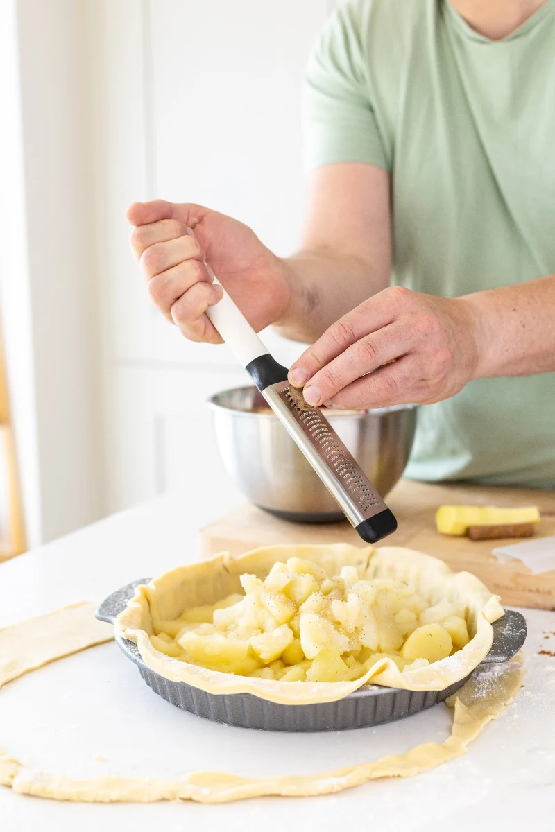 KitchenAid Reibe Feine Classic Porzellanweiß Kunststoff/Edelstahl 29cm - Raspel