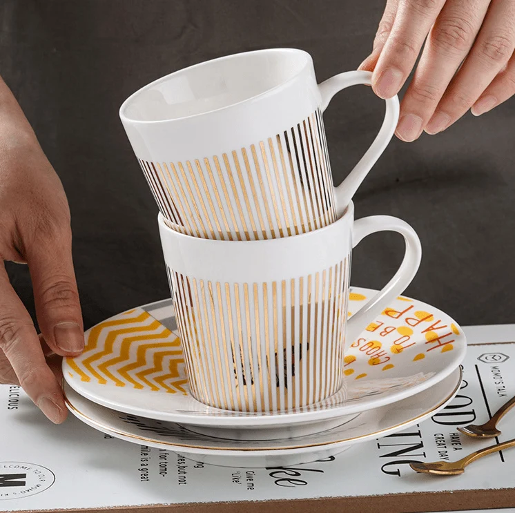 MirrorSip™ Bewegelijke Reflectie Creatieve Koffiemok Spiegel - Nu 50% KORTING!