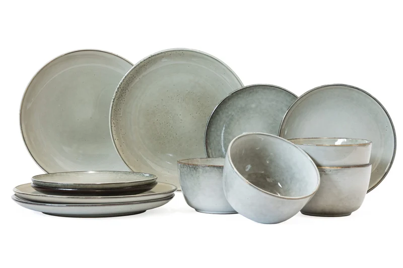 ONA Geschirrset Freckles Grün 12-teilig / 4 Personen - 4 Dinner-Teller, 4 Frühstücksteller und 4 Schalen