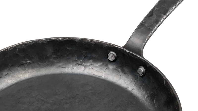 Forged Bratpfanne Carbonstahl Ø 28 cm – geeignet für alle Wärmequellen – geeignet für BBQ
