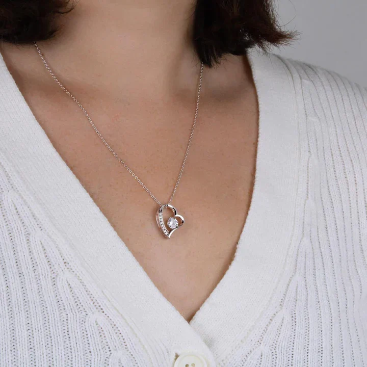 EternalBloom | Romantische Rozenbox met 14k Witgouden Hartketting en Liefdesbriefje