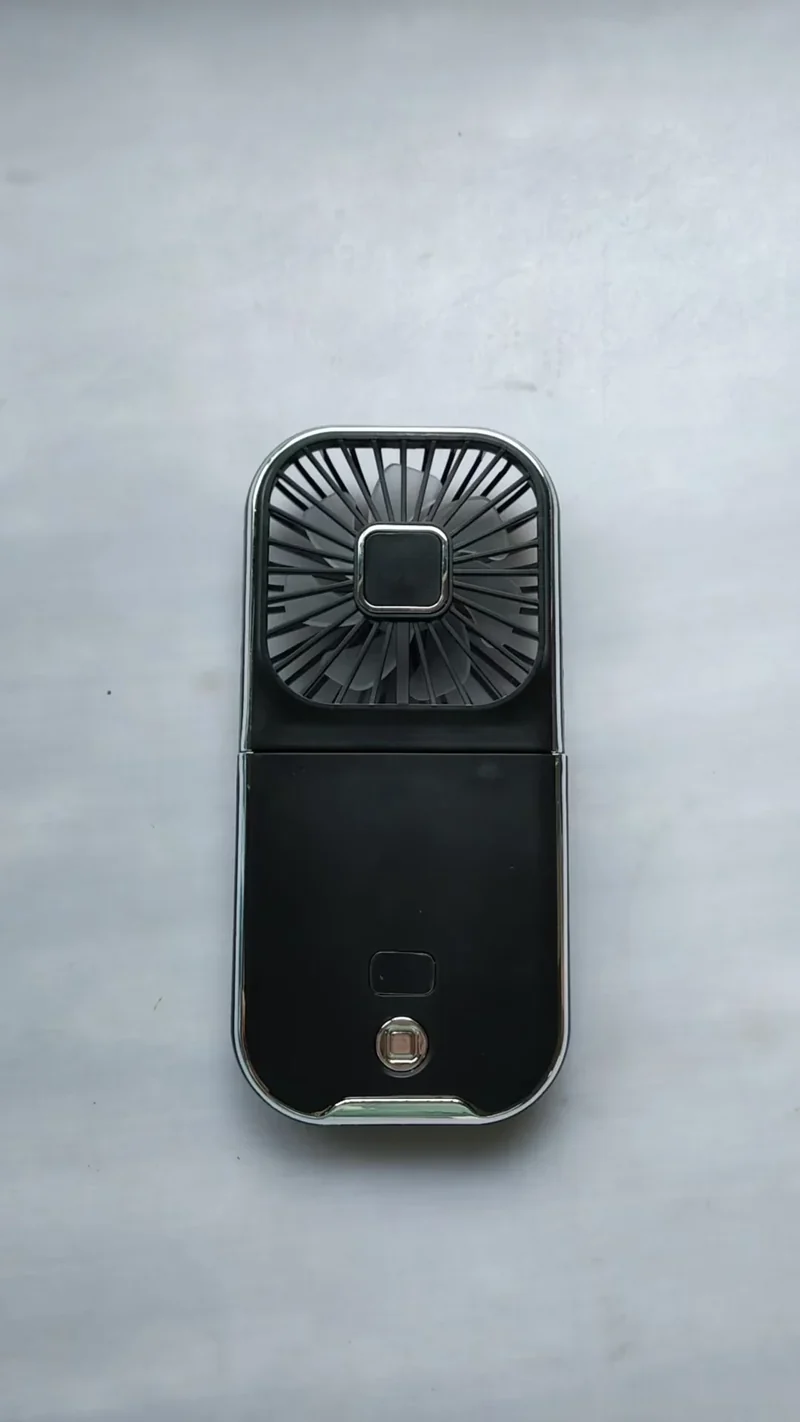 Luftigo Mini USB-Fan | Compact, oplaadbare ventilator met digitale weergave en meerdere windmodi