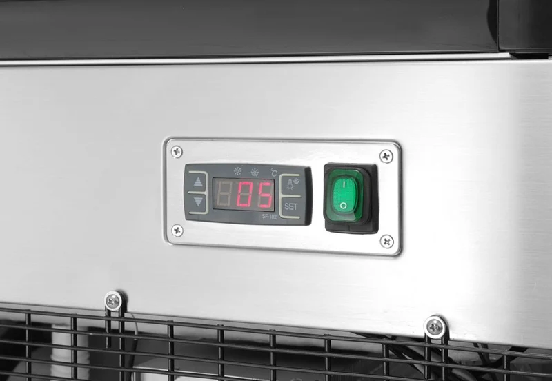 Arktic Kühlvitrine mit 2 Regalen – 230 V / 480 W – 677 × 994 × H 1230 mm