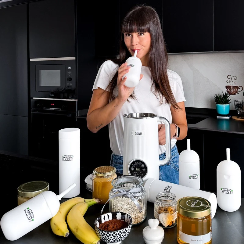 NutriSoy Sojamelk Maker | Veelzijdige Sojabonen Blender & Keukenmachine voor Gezonde Dranken