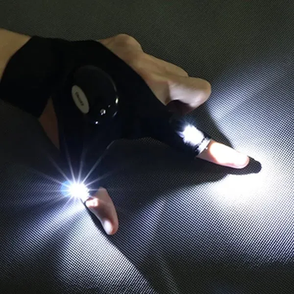 LuxeGuard LED Zaklamp en Waterdichte Handschoenen | Onmisbare bescherming en helder licht voor elke gelegenheid
