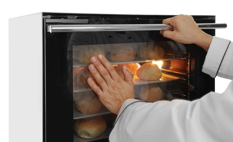 HENDI Heißluftofen mit Beschwadung H90S – 230 V / 2670 W – 595 × 595 × 570 mm