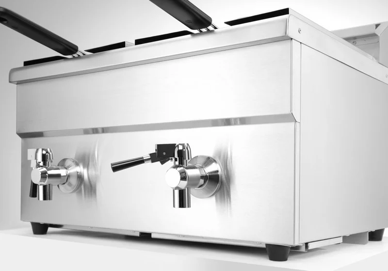 HENDI Induktionsfritteuse - mit Ablasshahn 2 × 8 l – Profi Line – 16 l – 230 V / 7000 W – 577 × 609 × 410 mm