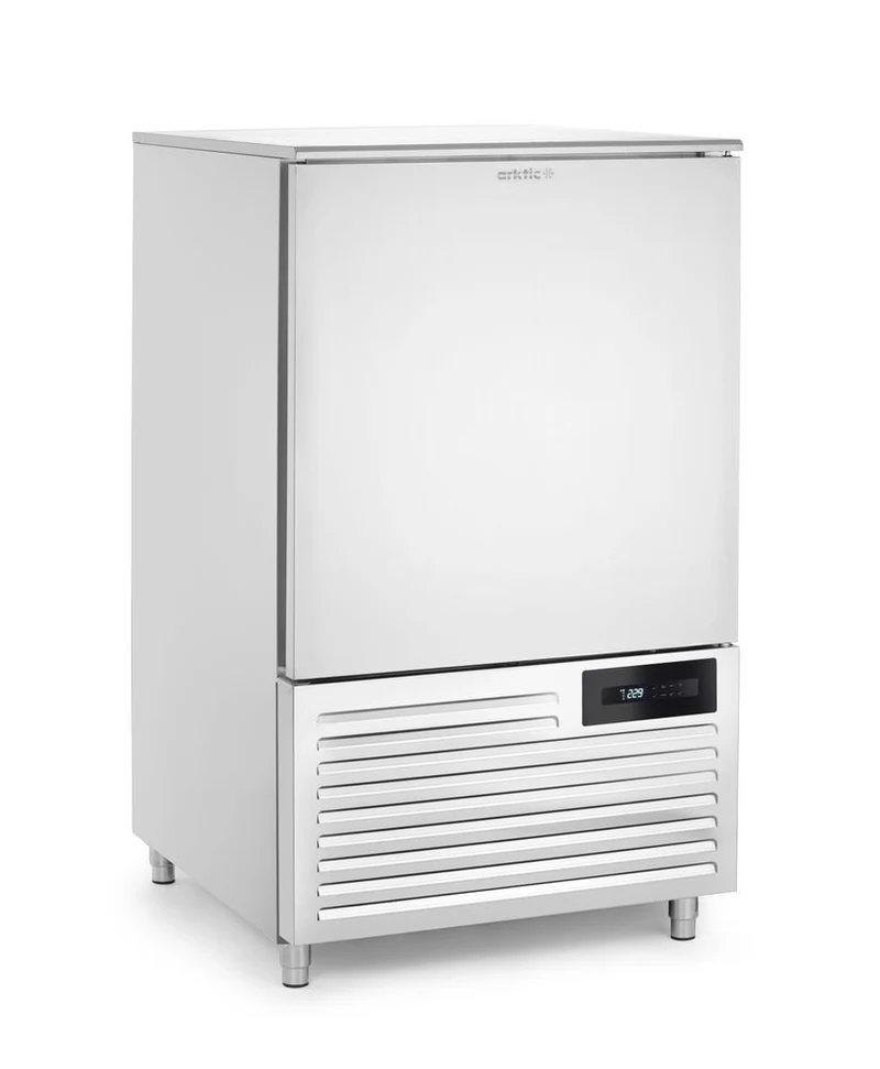 Arktic Schockfroster 7 x GN 1 / 1 – 230 V / 1180 W – 900 × 790 × 1377 mm