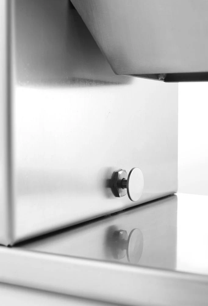 HENDI Wurstschneider - elektrisch – 230 V / 135 W – 255 × 187 × 330 mm