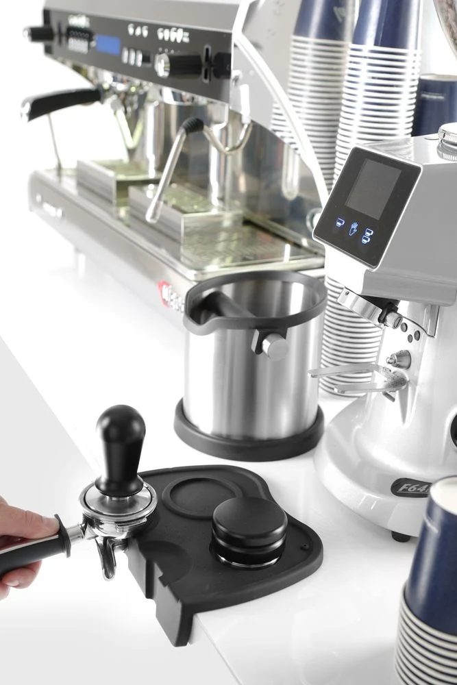 HENDI Kaffee-Stampfer mit Feder – Ø 58 × H 100 mm