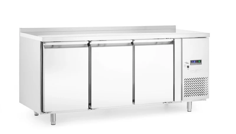 Arktic Kühltheke dreitürig 420 L – Profi Line – 334 l – 230 V / 400 W – 700 × 1795 × 839 mm