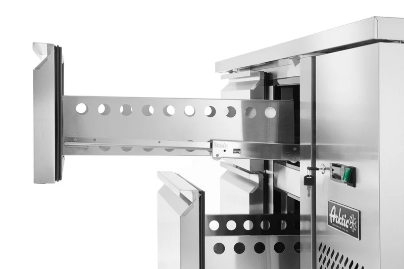 Arktic Kühltisch mit 4 Schubladen Profi Line 280 l – Profi Line – 90 l – 230 V / 250 W – 700 × 1360 × 840 mm