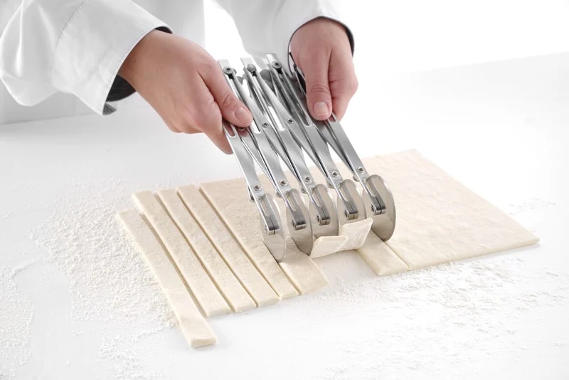 HENDI Teigschneider 5 Räder – 222 × 56 × 55 mm