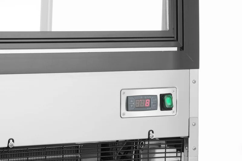 Arktic Kühlvitrine mit 3 geneigten Regalen – Schwarz – 230 V / 490 W – 833 × 1200 × 1460 mm