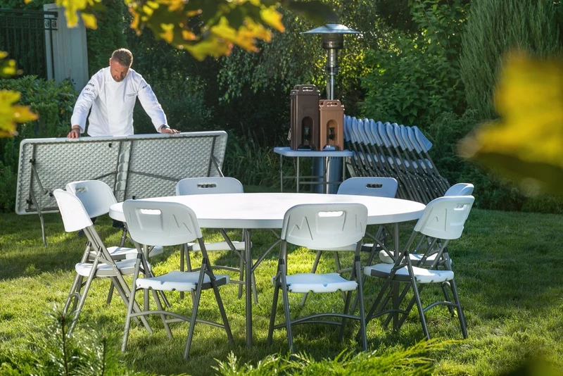 AmerBox Catering-Sessel – Max. Last 175 kg – Weiß – 540 × 440 × 840 mm