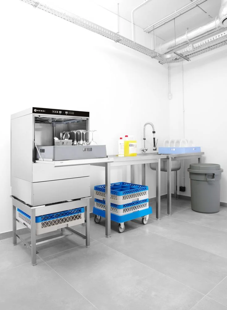 HENDI Geschirrspüler 50 × 50 - elektronische Steuerung – Kitchen Line – 400 V / 6600 W – 570 × 600 × 830 mm